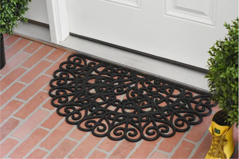 http://static.rcwilley.com/products/112425402/Lady-Antabella-Rubber-Doormat-rcwilley-image1~800.webp