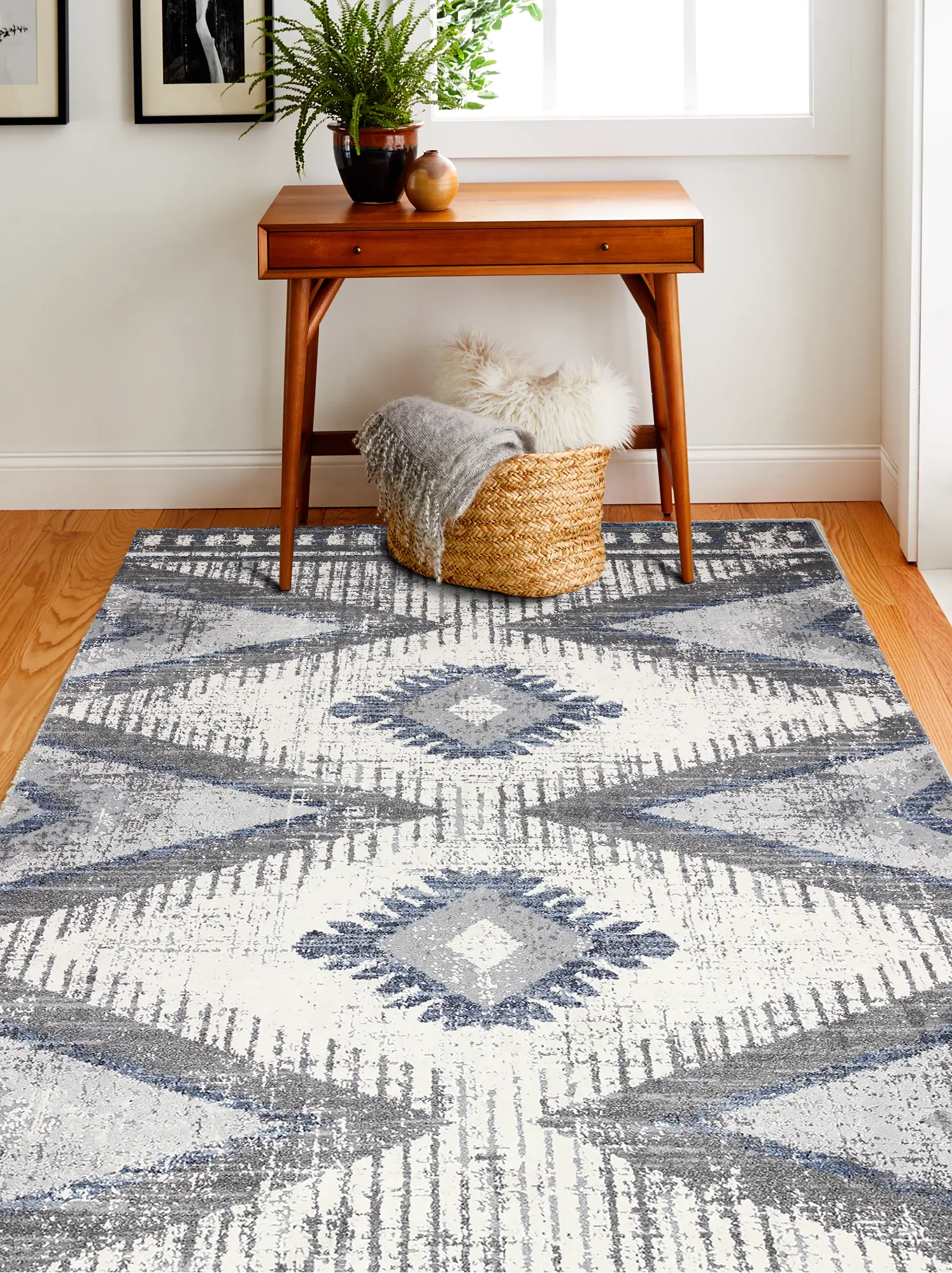 Aspen 5' x 8' Ivory and Gray Area Rug-2