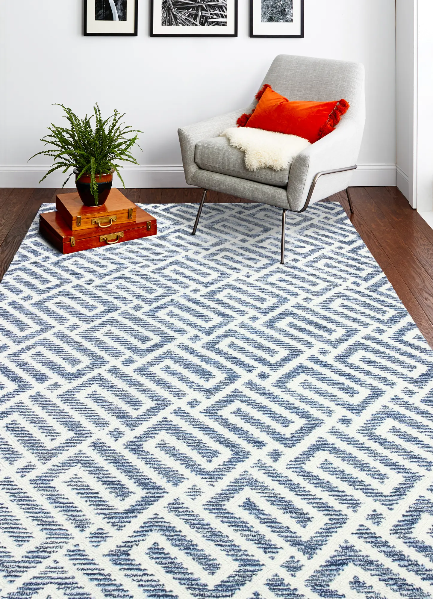 Venezia 8 x 10 Ellis Ivory Blue Area Rug-2