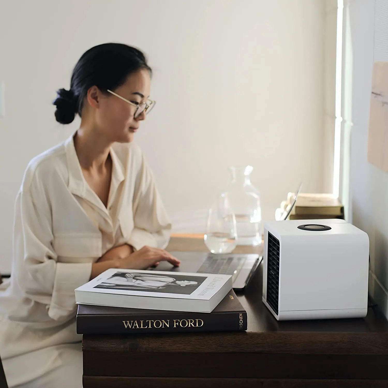 EvaLight White Personal Air Evaporative Cooler/Humidifier-5