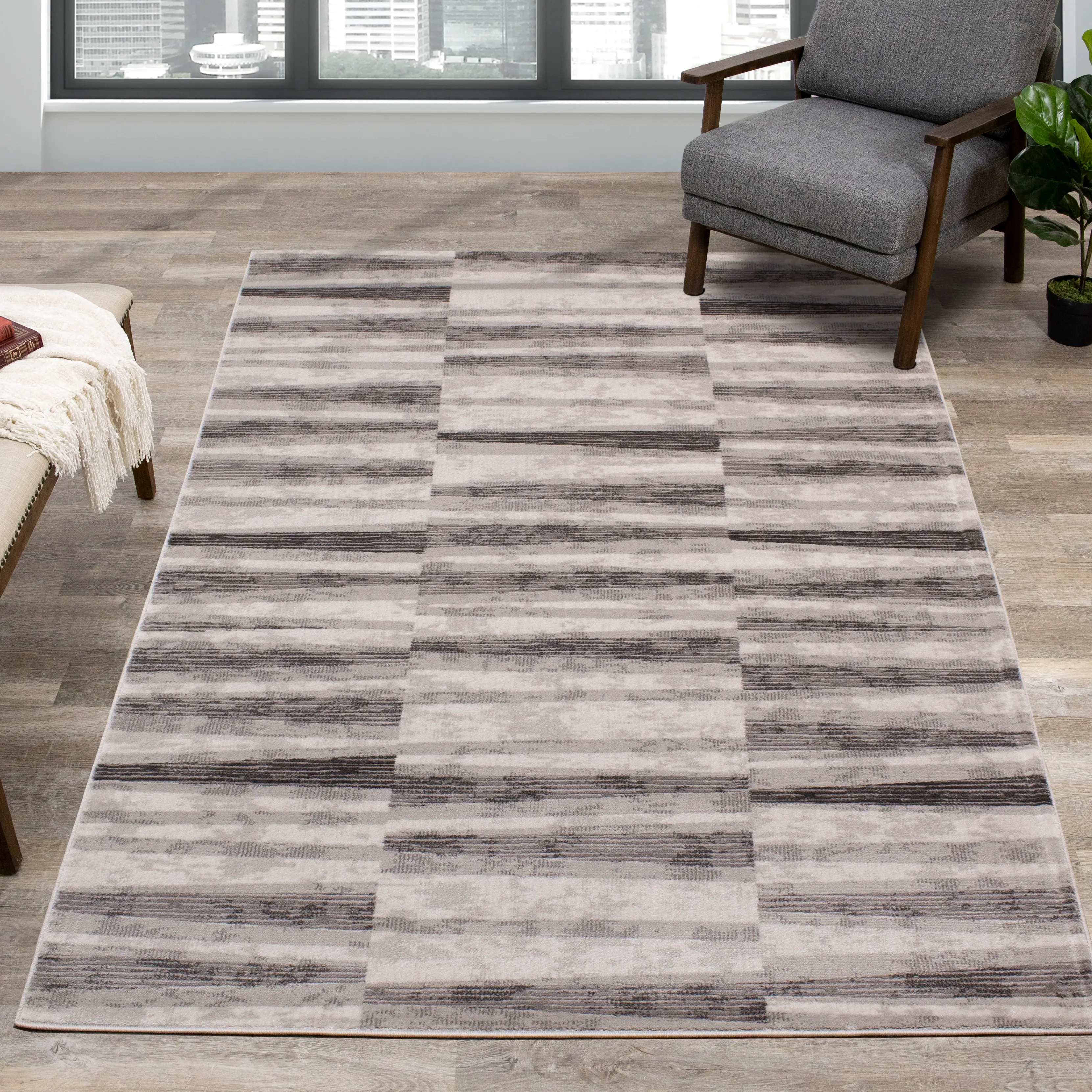 Chorus 5 x 8 Geometric White and Gray Area Rug-2