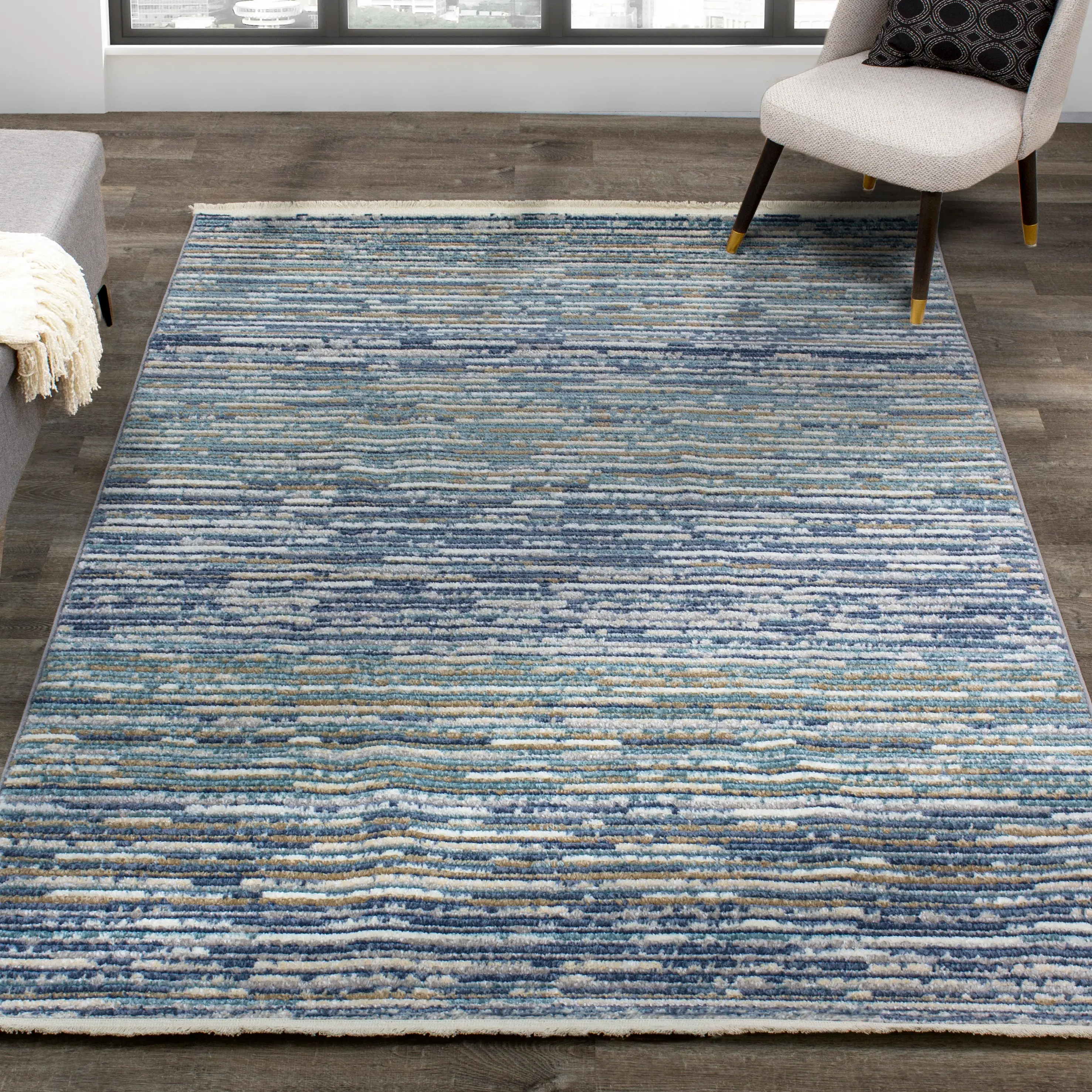 Calabar 5' x 8' Contemporary Blue White Area Rug-2