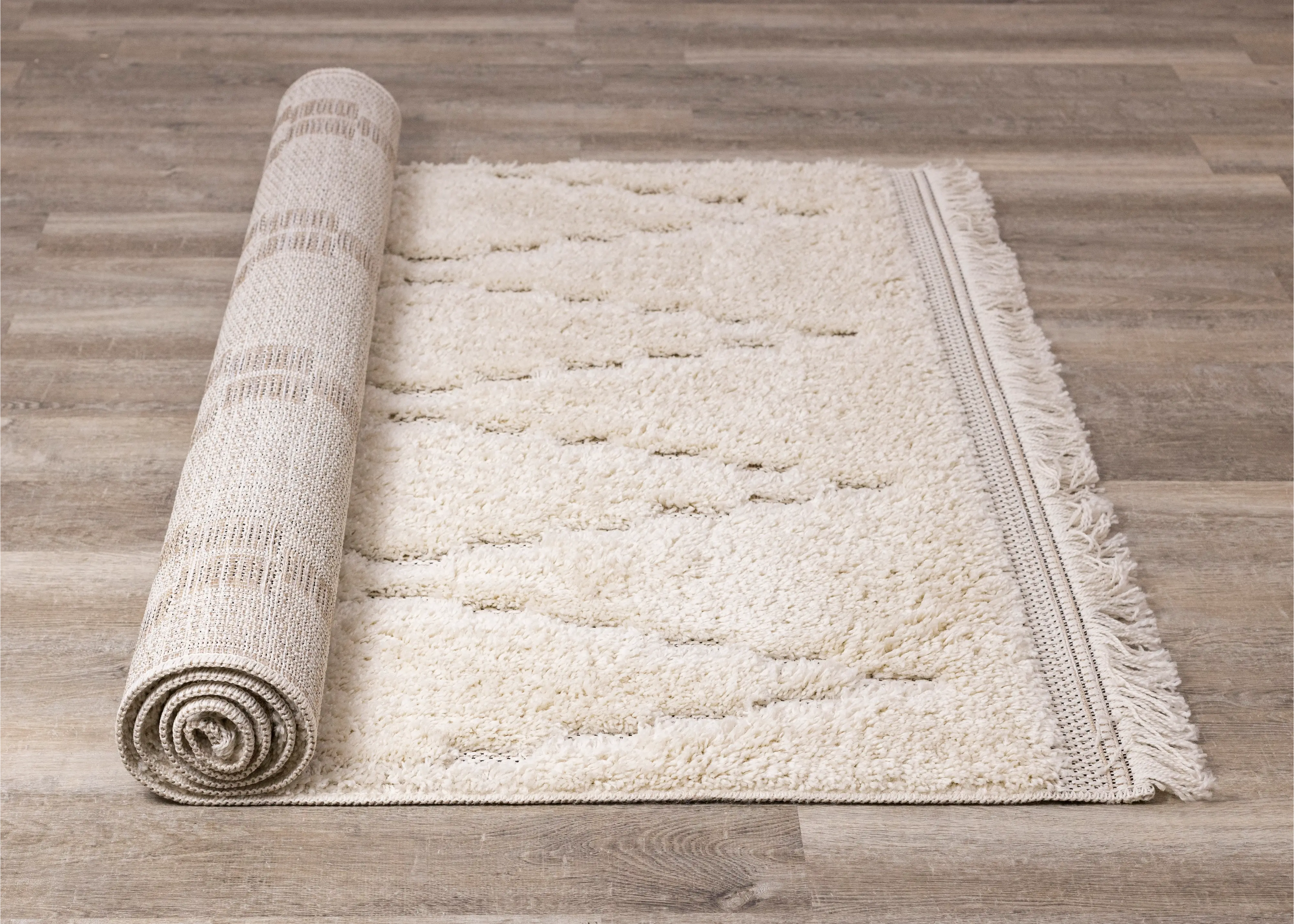 Novato 5 x 8 Chic Cream Shag Rug-6