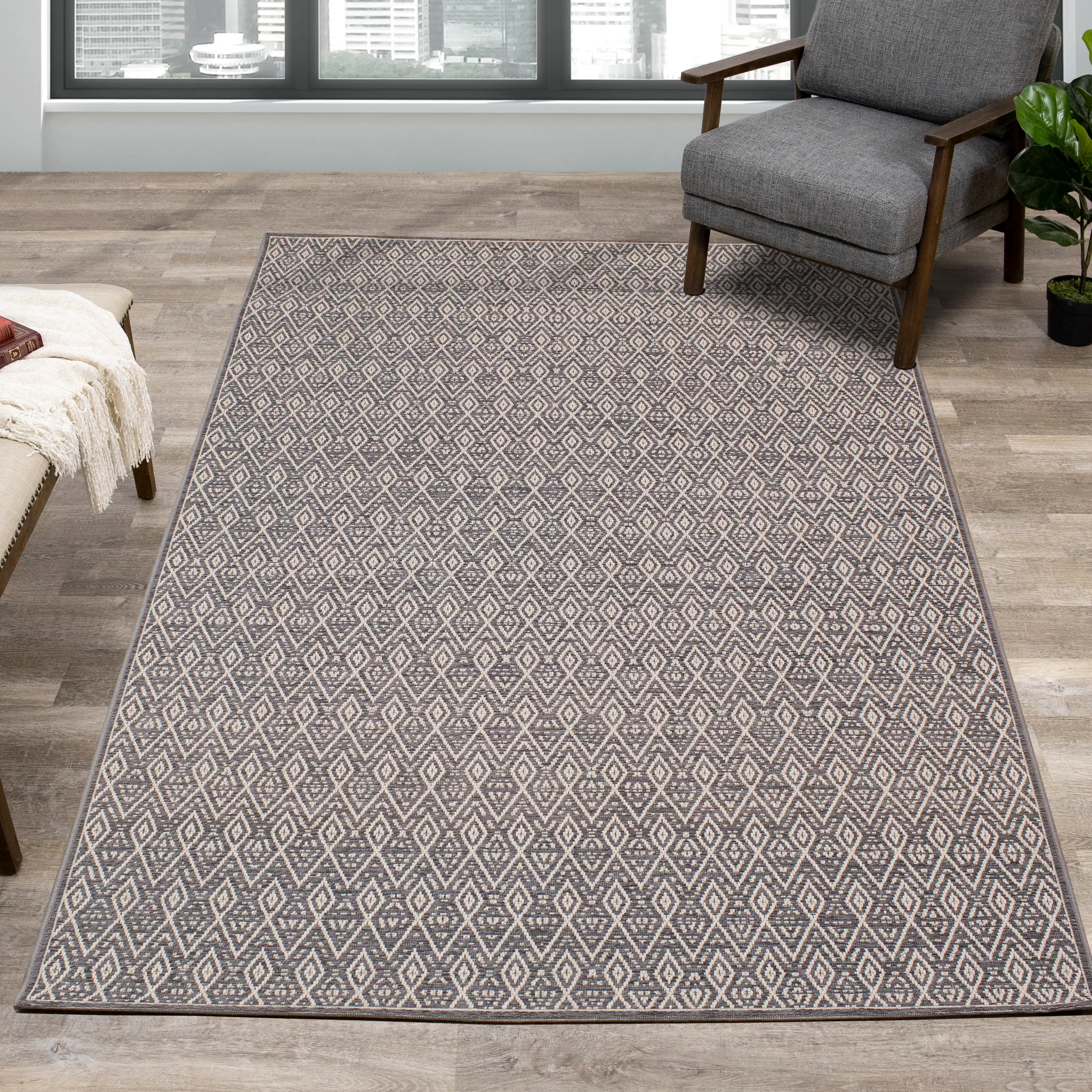 Vista 5 x 8 Diamond Gray Cream Area Rug-2