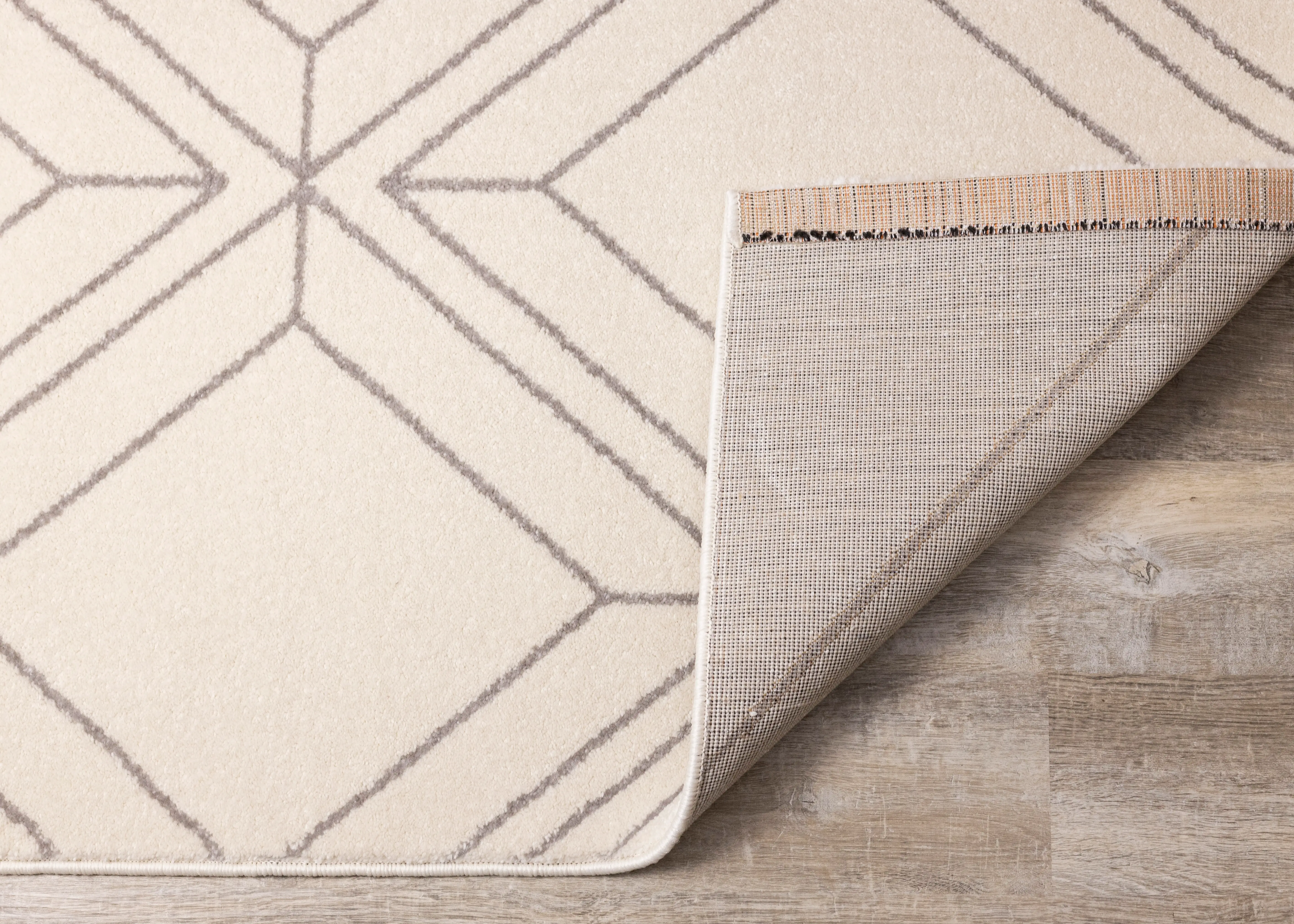 Safi 5 x 8 Diamond Cream and Gray Area Rug-6
