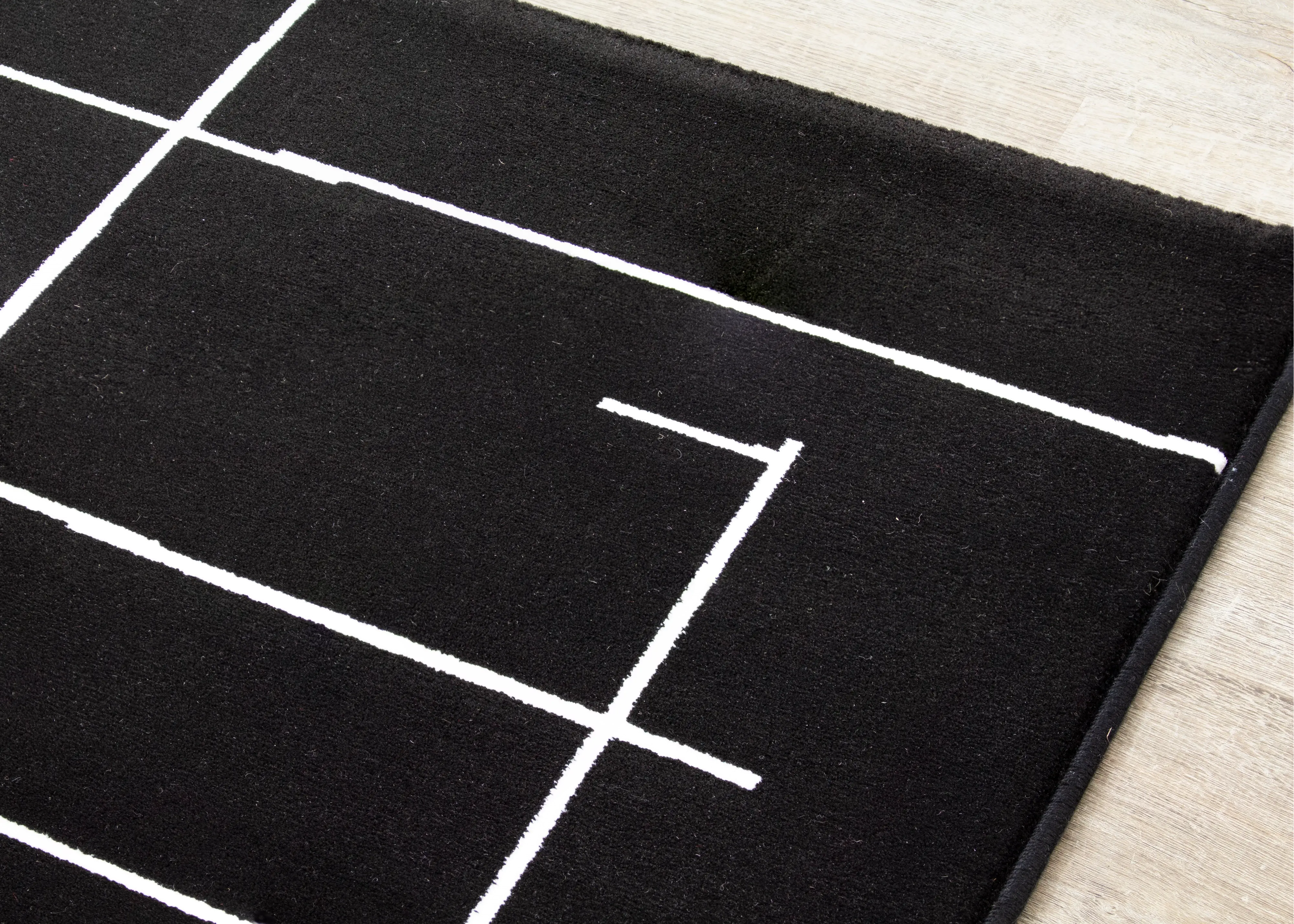 Ice 5 x 8 Striped Black and White Area Rug-3