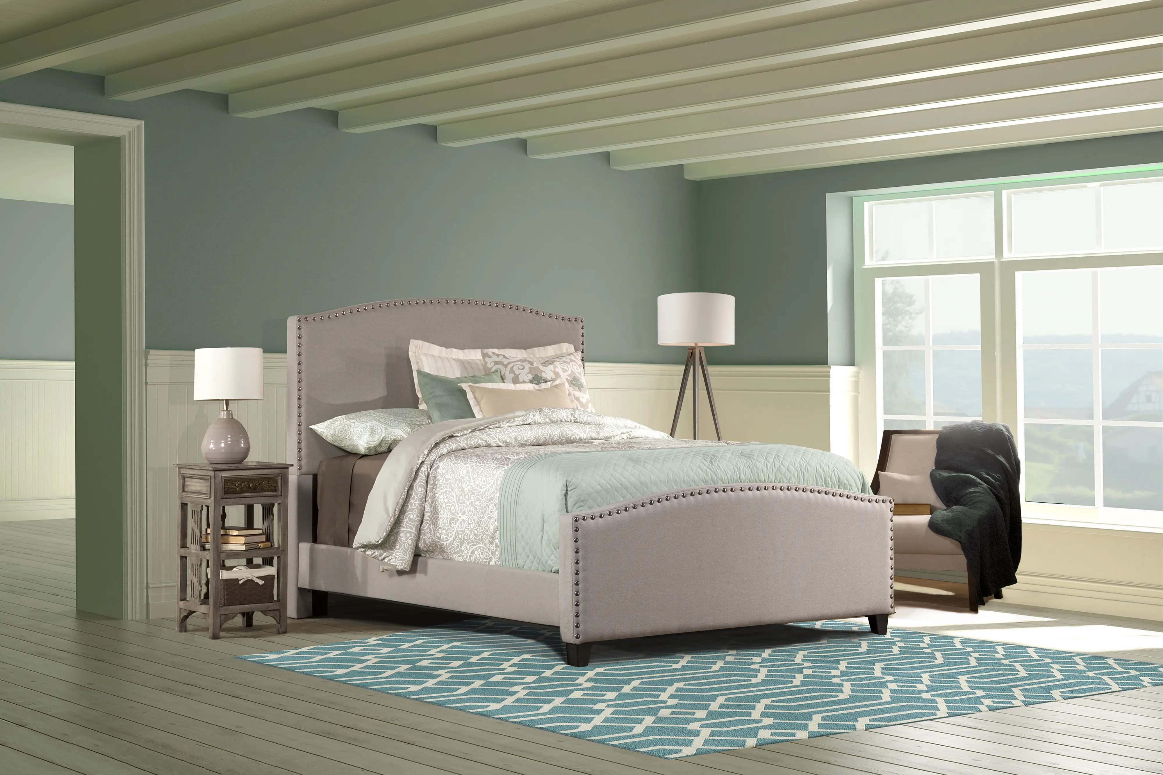 Kerstein Dove Gray Queen Upholstered Bed-1