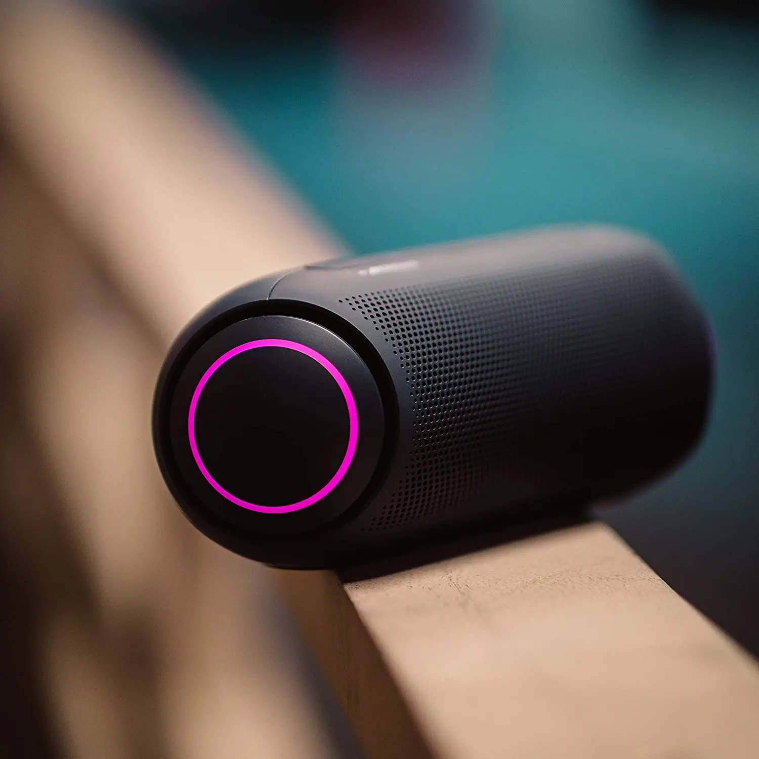 PL5 BLACK LG XBOOM Go PL5 Portable Wireless Bluetooth Speaker-10