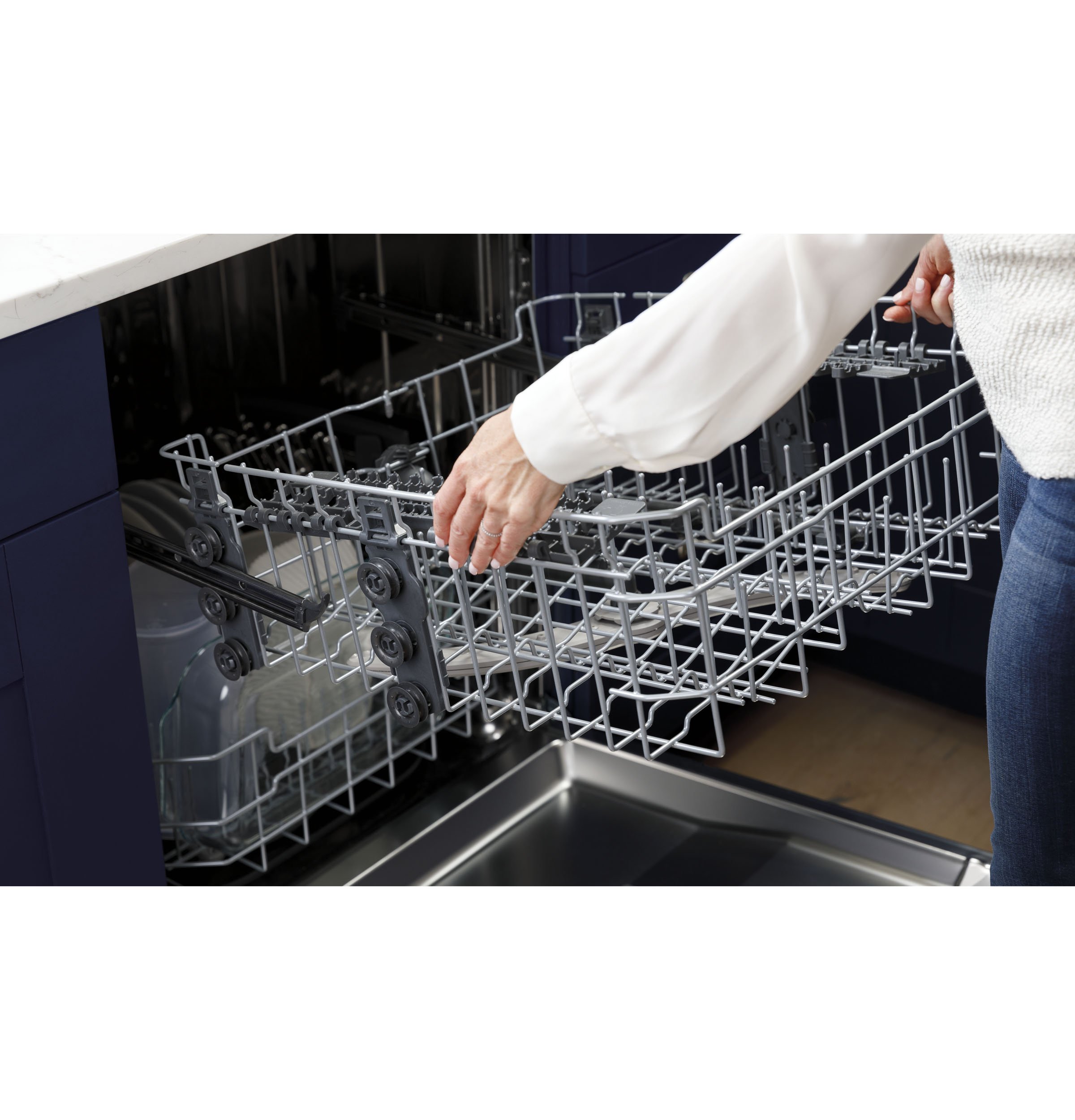 GDT550PMRES GE Dishwasher with Front Control - Fingerprint Resistant Slate-6