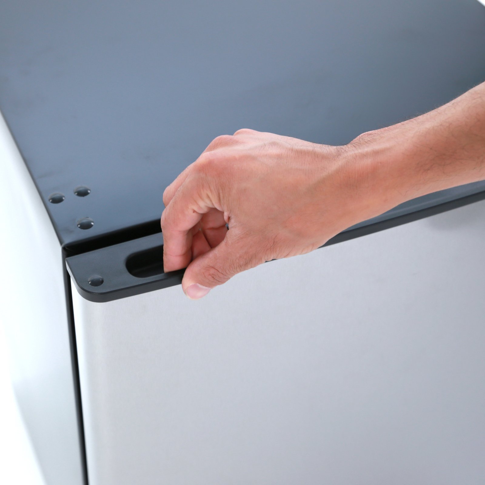 AR24T3S Avanti Compact Refrigerator - 2.4 cu ft Stainless Steel-7