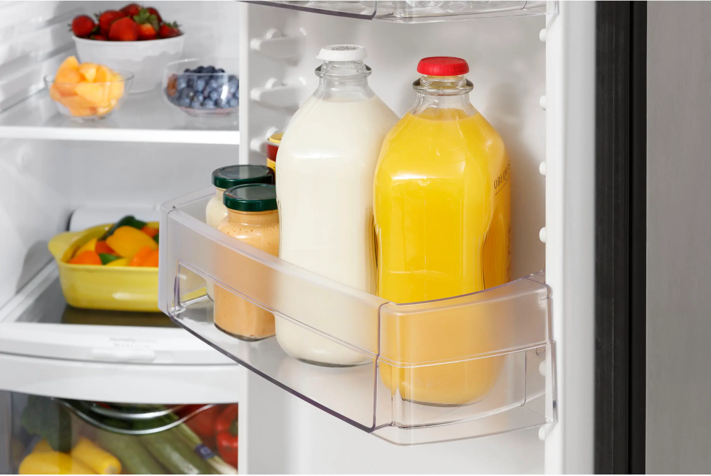 GSS25GYPFS GE 25.1 cu ft Side by Side Refrigerator - Stainless Steel-6