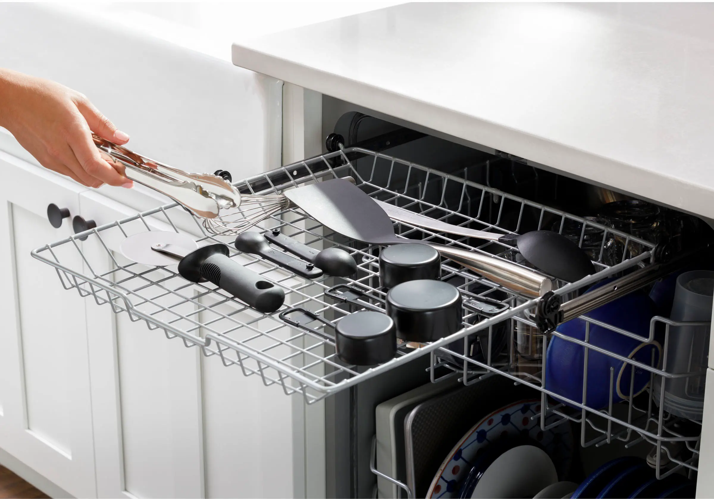 GDT630PGRBB GE Top Control Dishwasher - Black-10