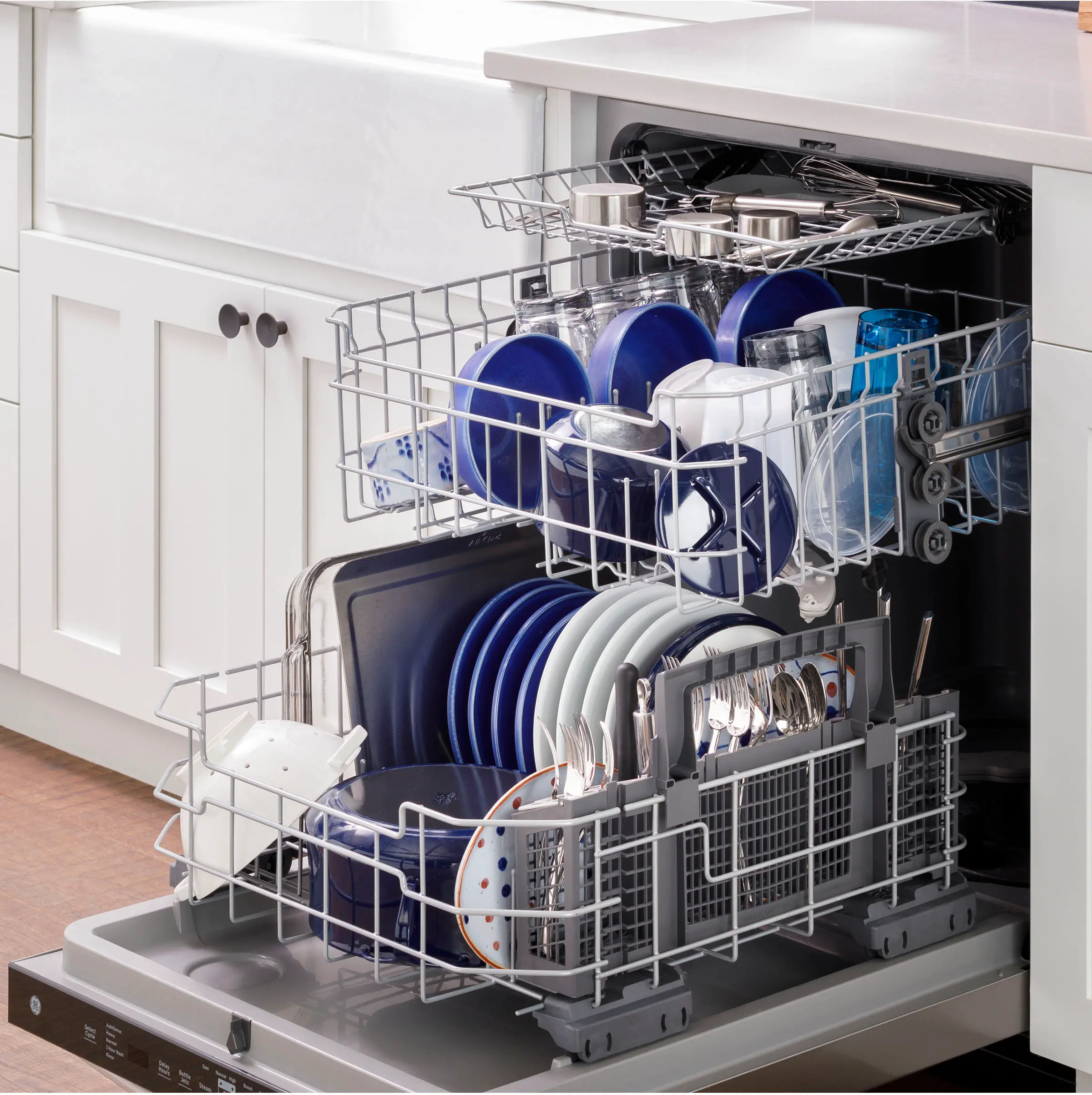 GDT630PGRBB GE Top Control Dishwasher - Black-8