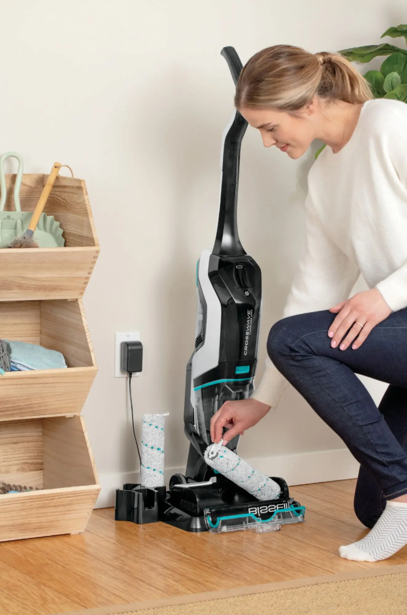 2554 Bissell Crosswave Cordless Multi-Surface Wet/Dry Vacuum-4