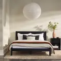 ISLB5C1BL Isla Black Queen Platform Bed