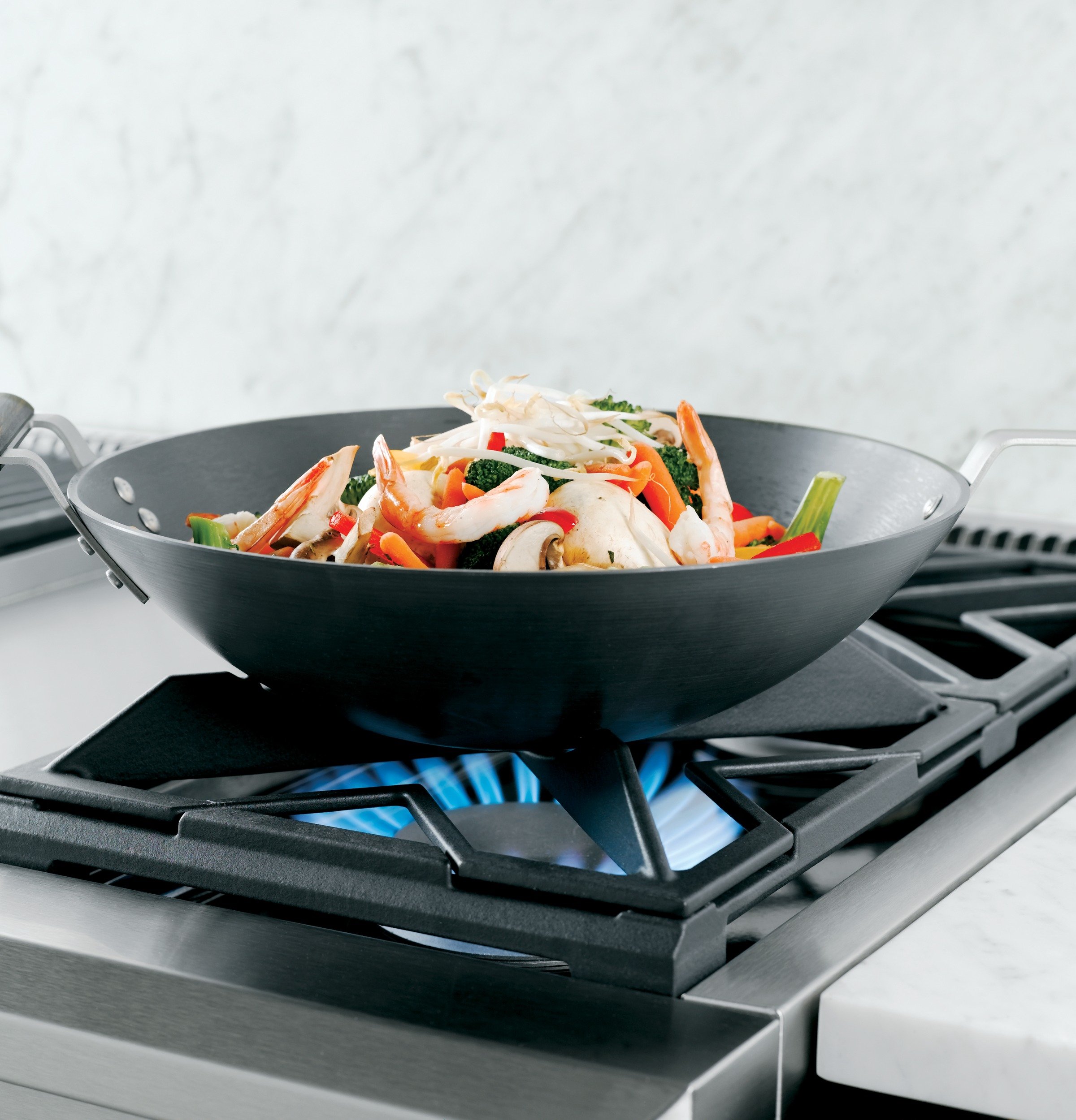 ZGU486NDPSS Monogram 48 Inch Professional Gas Rangetop with 6 Burners and Griddle (Natural Gas)-5