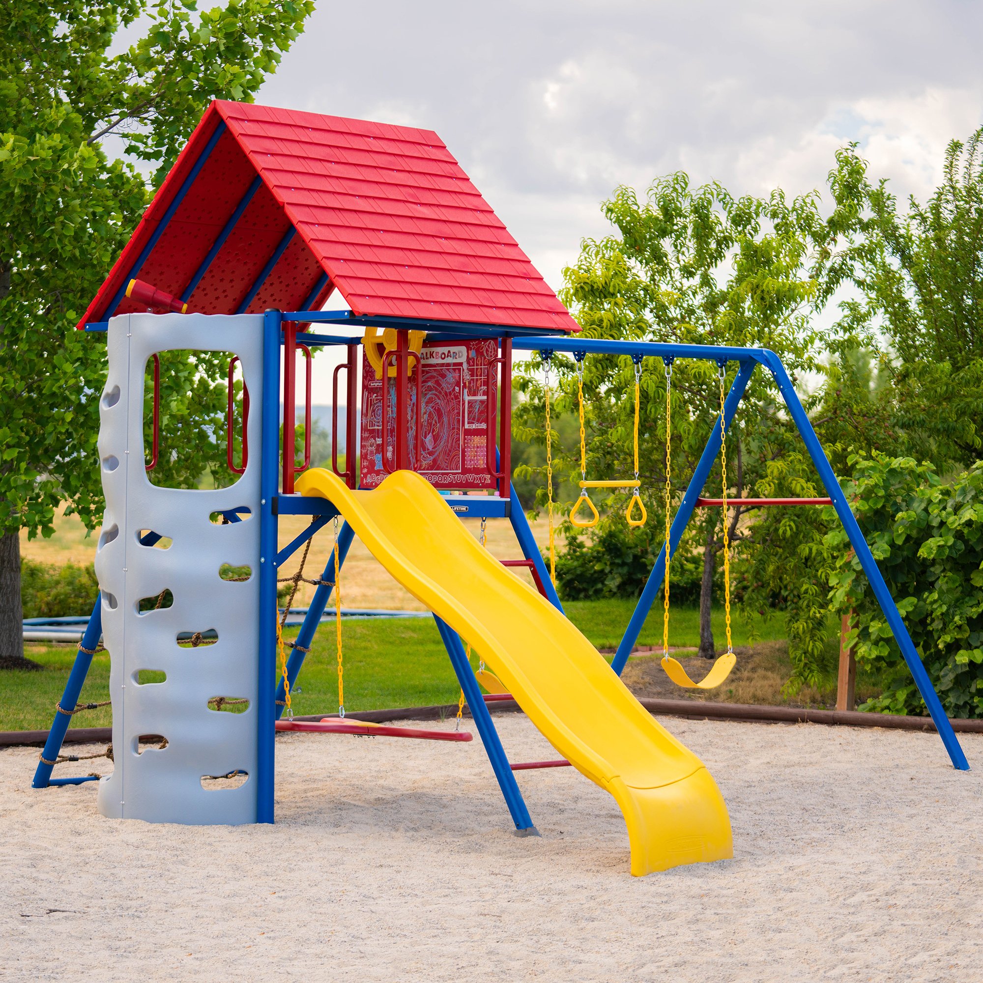 90137 Lifetime Products Adventurer Playset-1