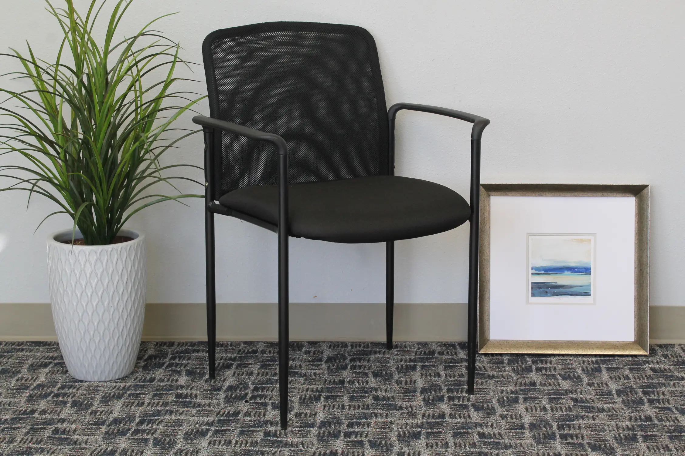 Back Mesh Guest Chair-1
