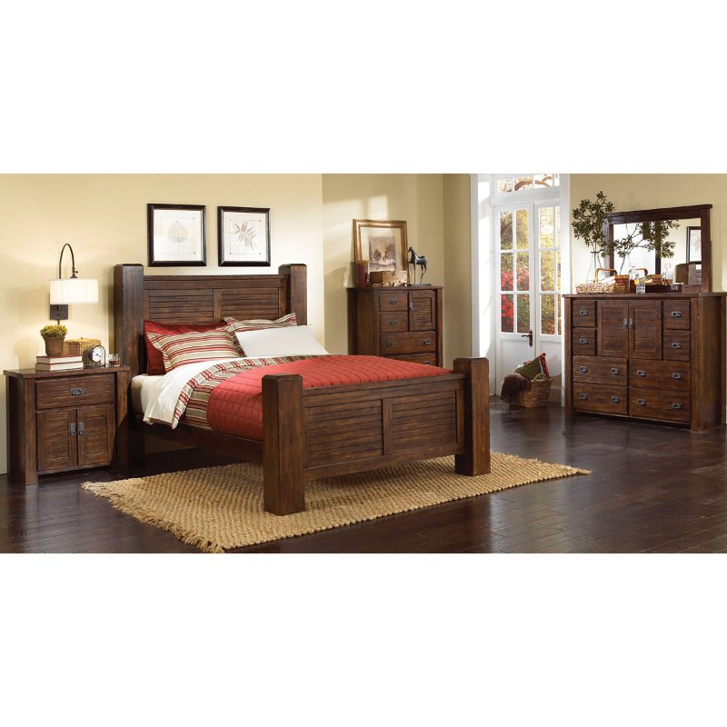 Dark Pine 4 Piece California King Bed Bedroom Set Trestlewood