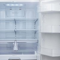 RF260BEAEWW Samsung 25.5 cu. ft. French Door Refrigerator - 36 Inch White-7