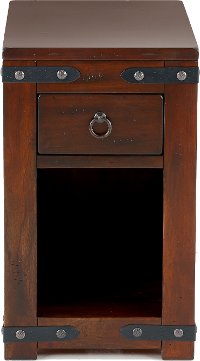 Sunny Designs Chair Side Table