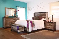Antique Pine 4 Piece Queen Bedroom Set