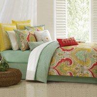 Green, Yellow and Red Queen Echo Bedding Collection-2