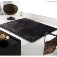 5 x 7 Medium Black Area Rug - Viscose