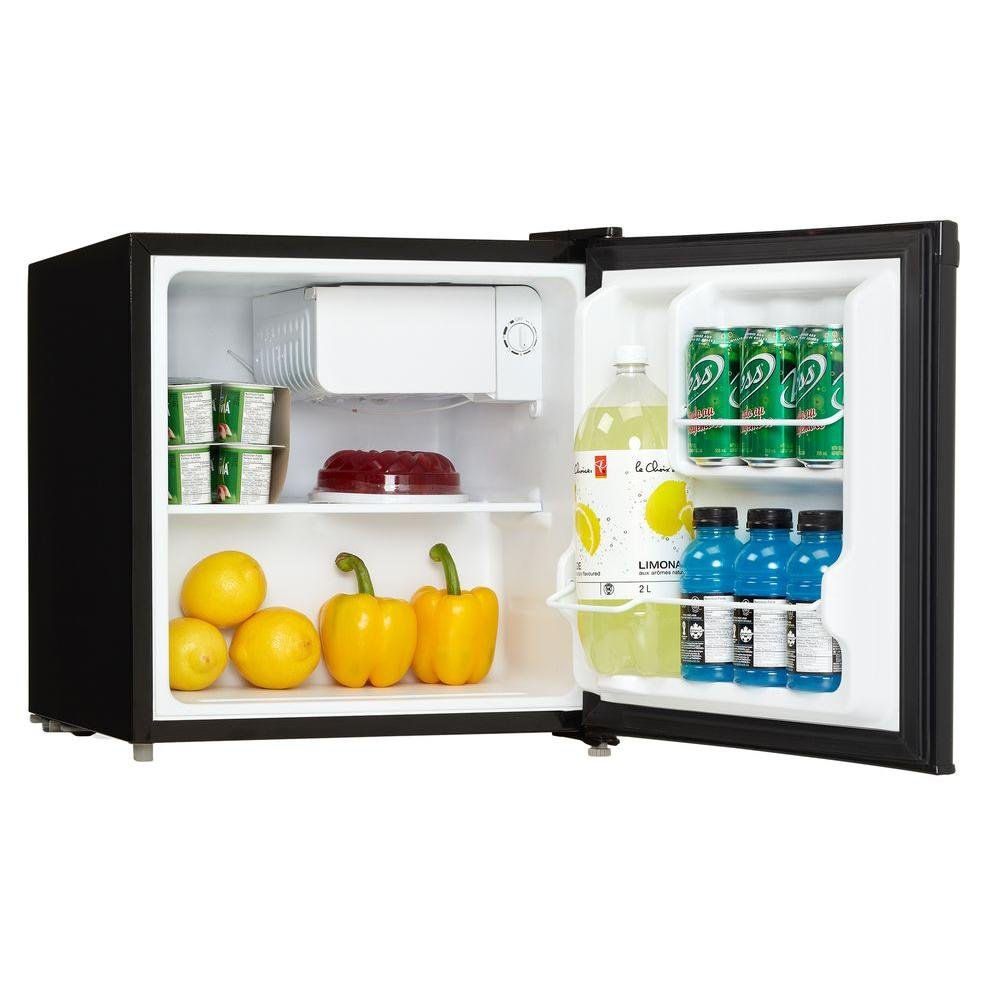 DCR016C1BDB Danby Mini Refrigerator - 19 Inch Black-2
