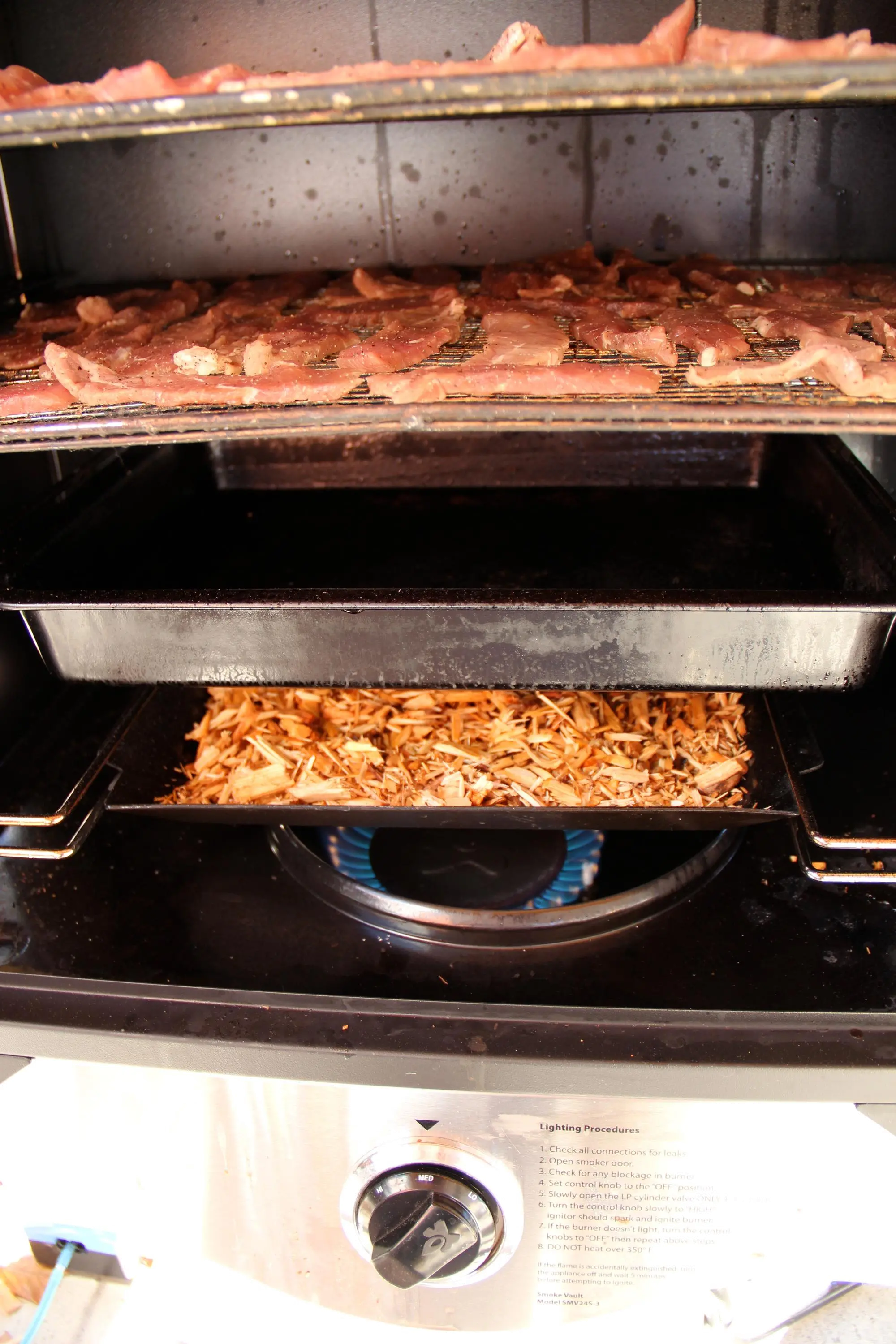 SMV18S Smoker (18 Inch) - Smoke Vault -3