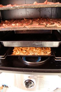 SMV18S Smoker (18 Inch) - Smoke Vault -3