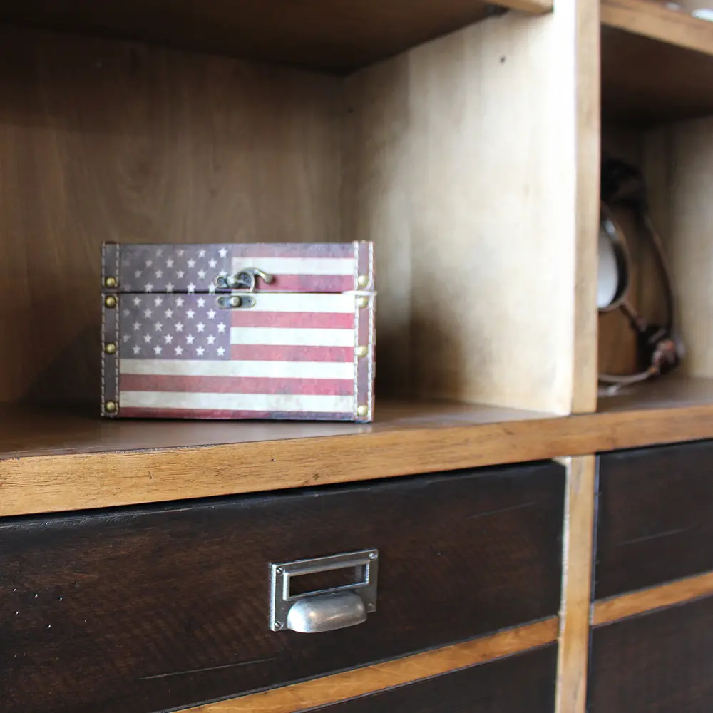 5 Inch Wood and Leather Flag Box -1