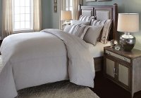 Linen Glitz Queen Bedding Collection