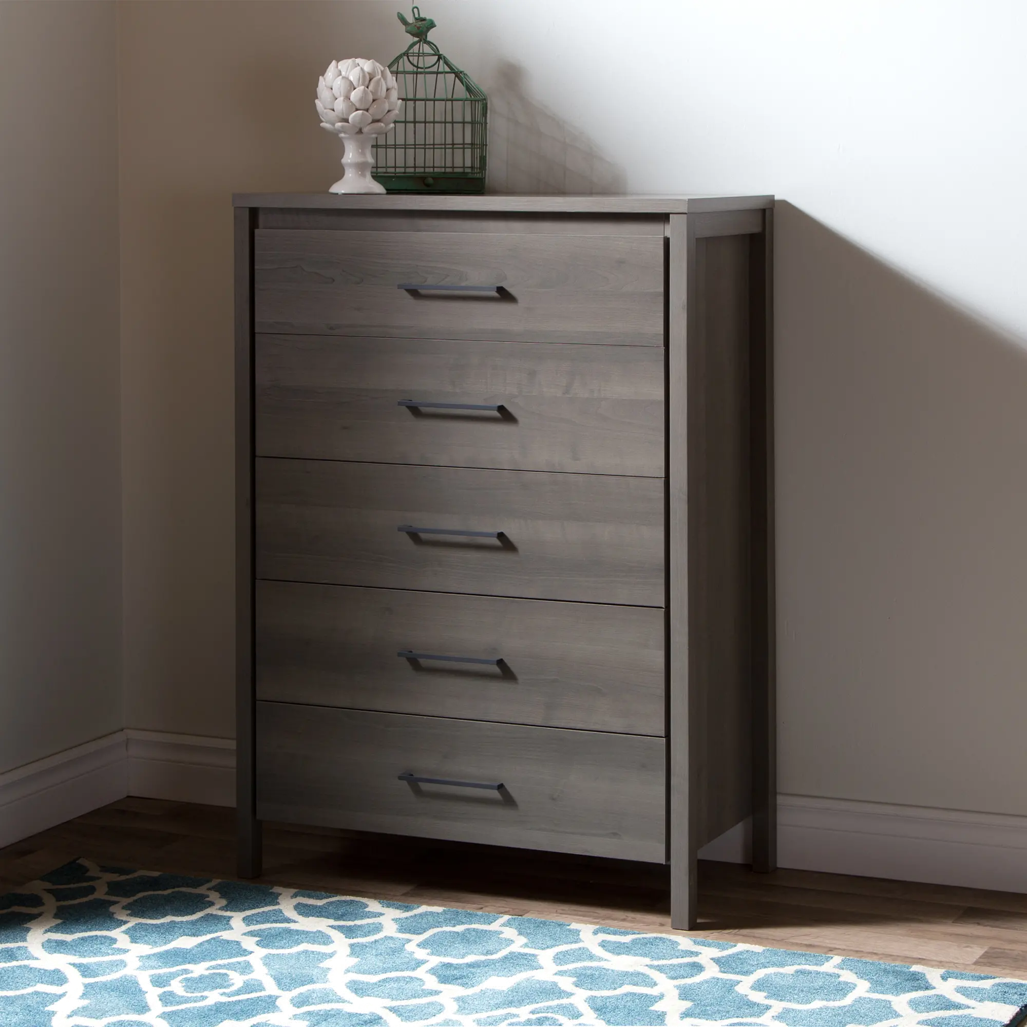 9036035 Gray Maple 5-Drawer Chest - Gravity -2