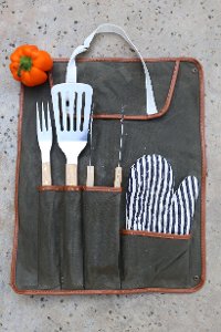 26077 Olive Green BBQ Apron Tote