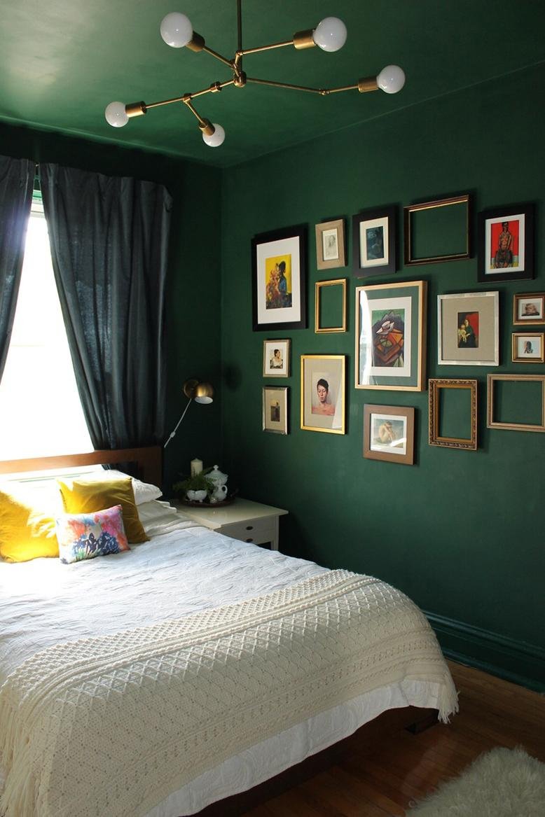 bedroom painted green