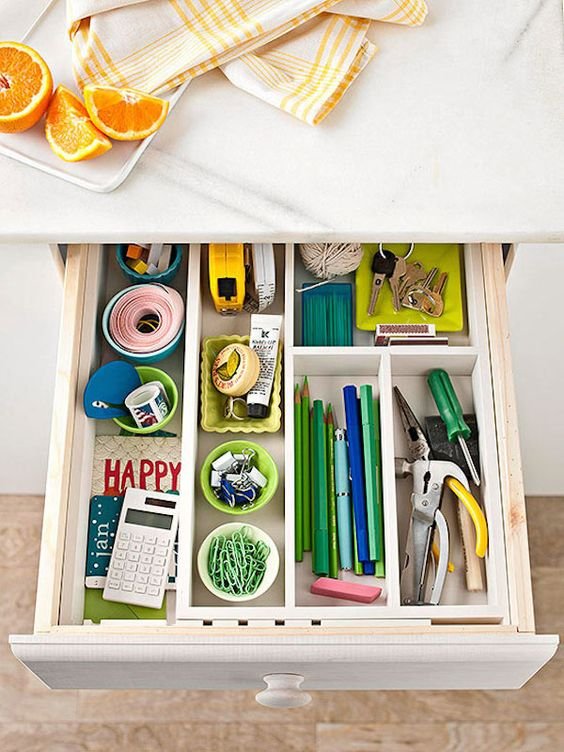 How to Organize a Junk Drawer