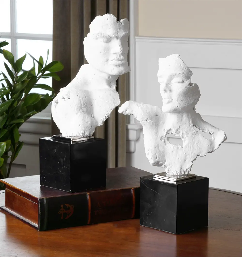 Assorted Bust Sculpture-1