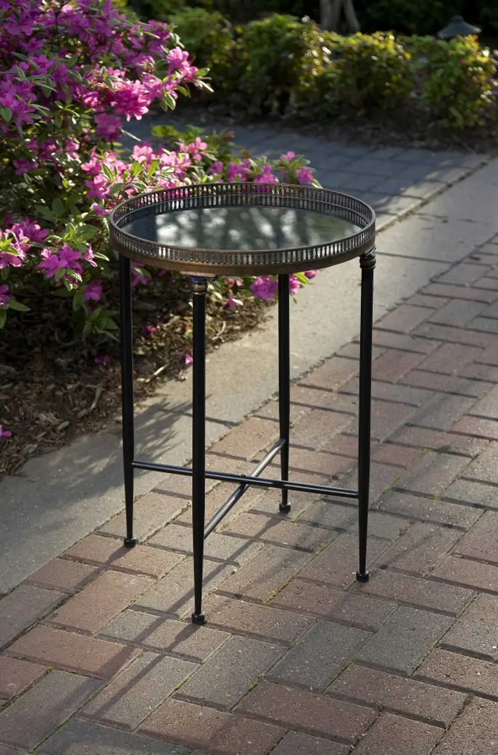 Chic Round Black Accent Table-1