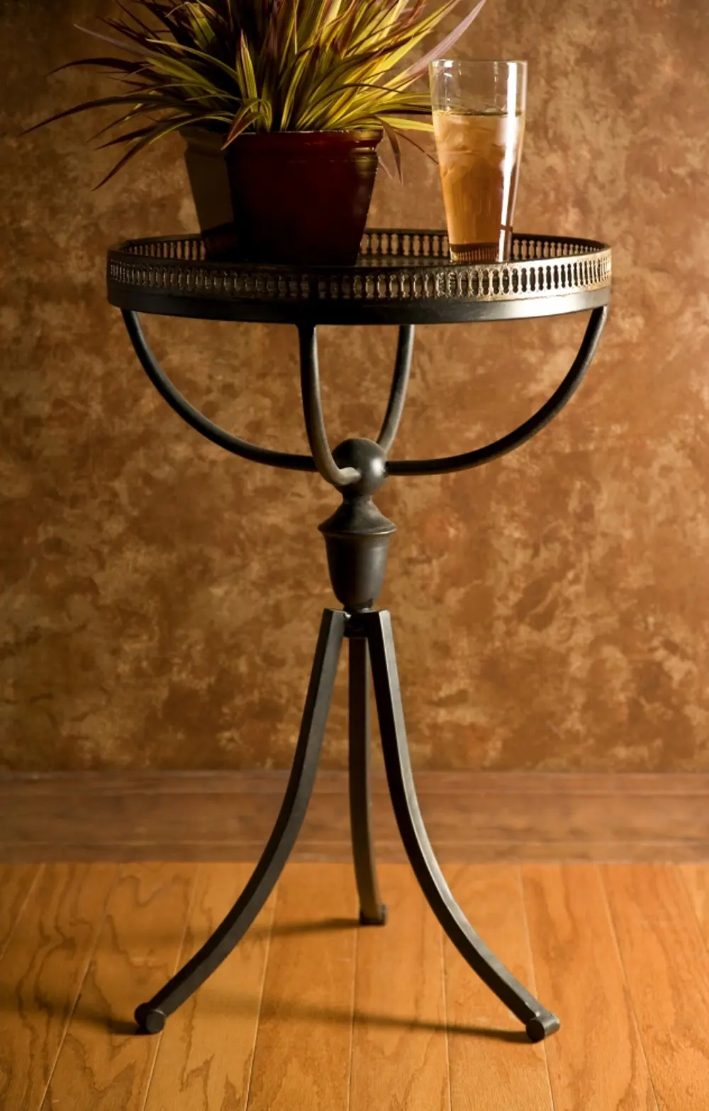 Enticing Tri-Footed Accent Table - Empire -1