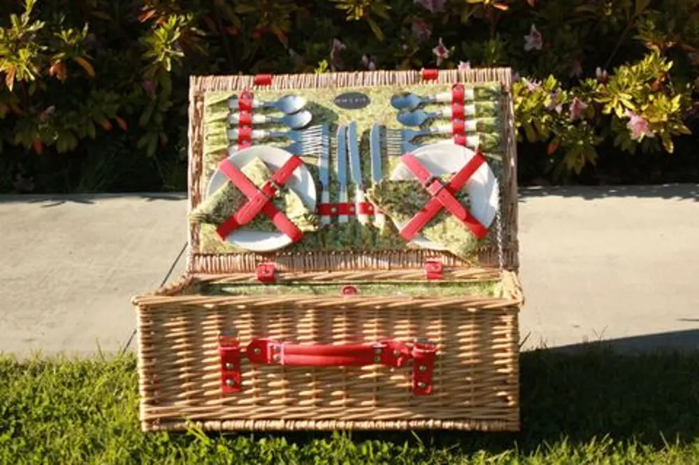 26169 Red Picnic Basket for 4 - Willow -1