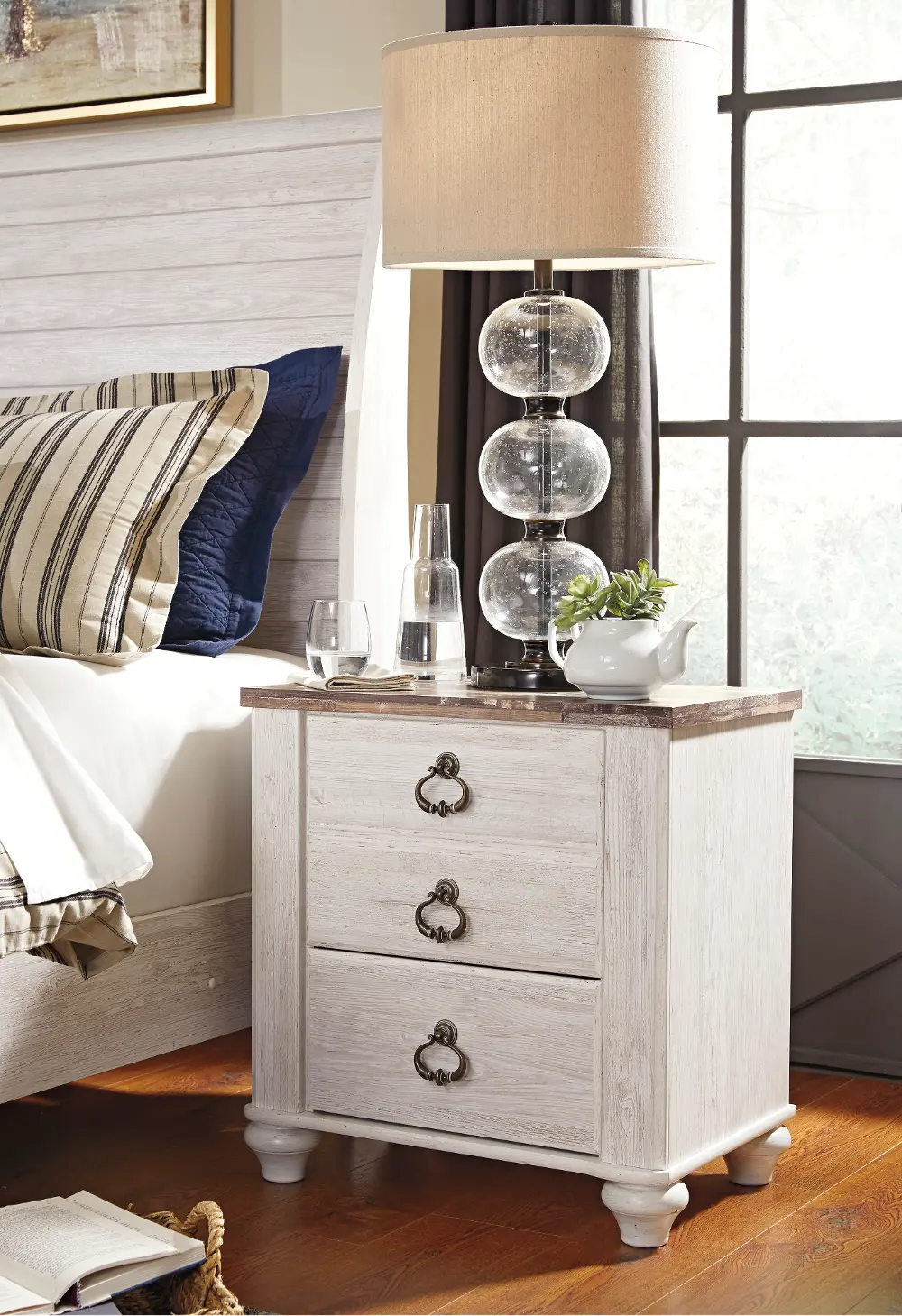 Two Drawer Night Stand - Willowton-1