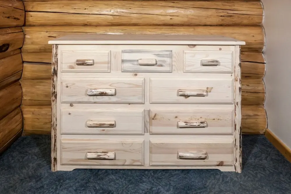 9 Drawer Dresser - Montana-1