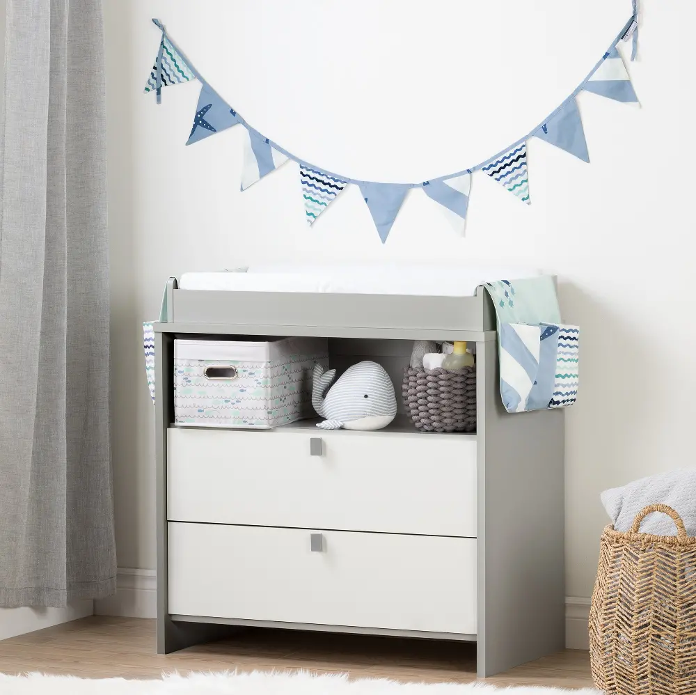 100272 Cookie Gray Changing Table with Runner and Pennant Banner-1