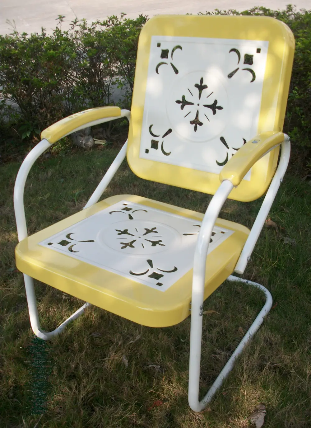 Yellow Retro Chair - Retro Metal-1