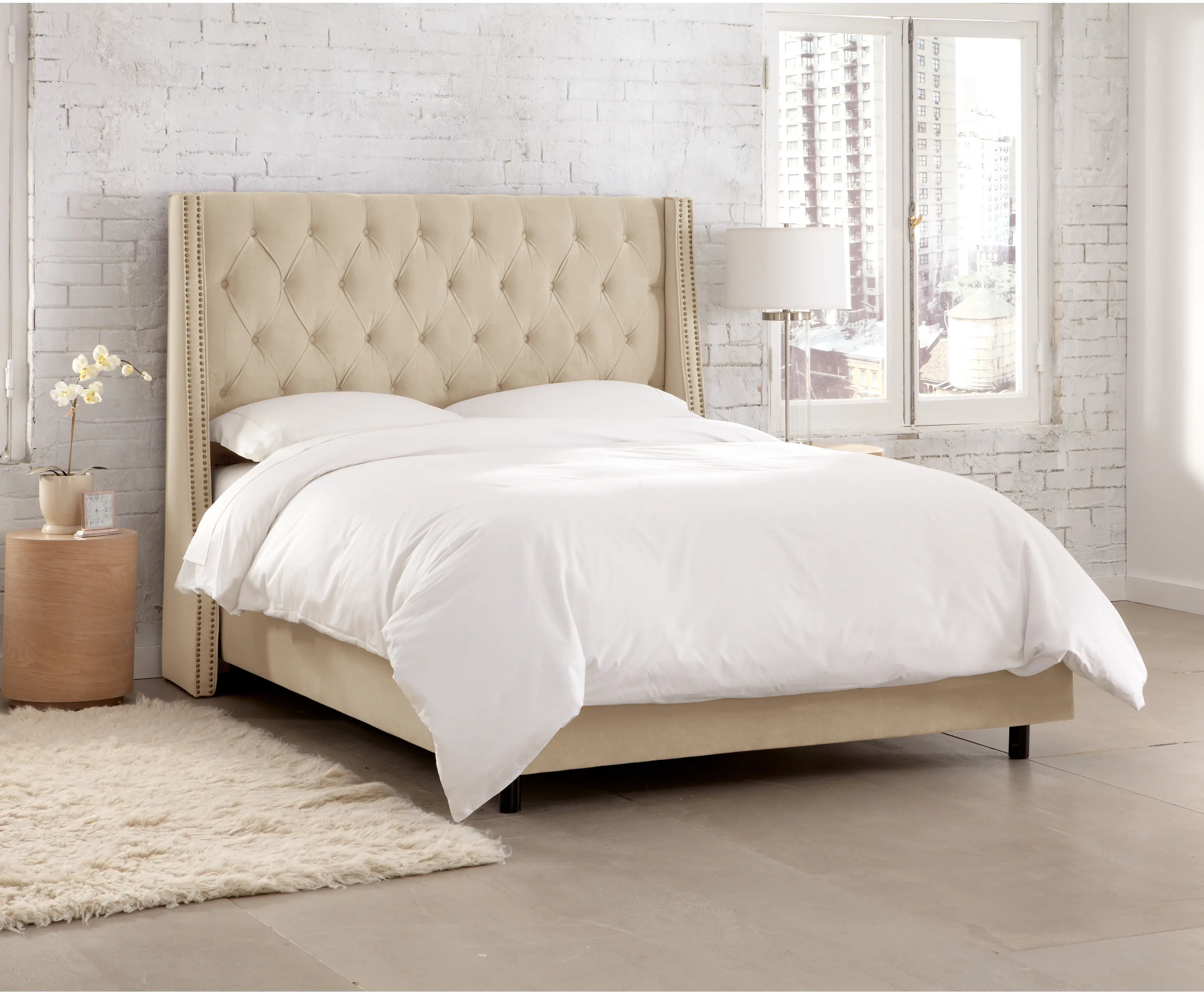 Riley Velvet Pearl Flared Wingback Queen Bed - Skyline Furniture