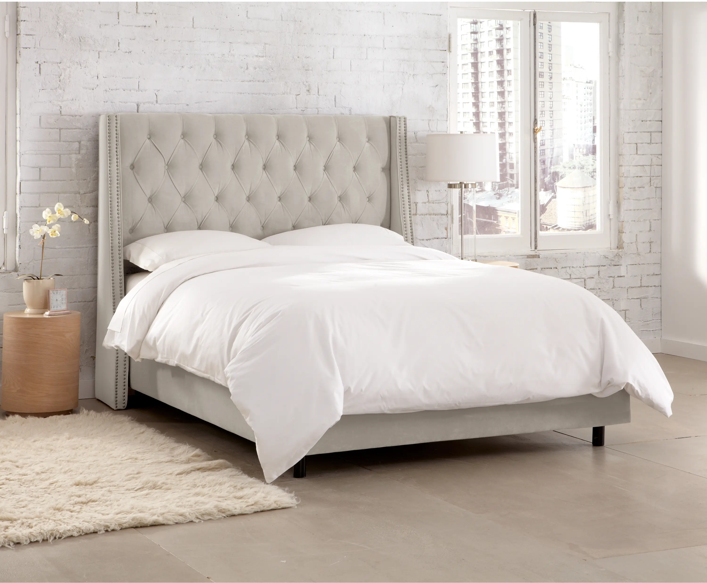 Riley Velvet Light Gray Flared Wingback Full Bed - Skyline Furniture