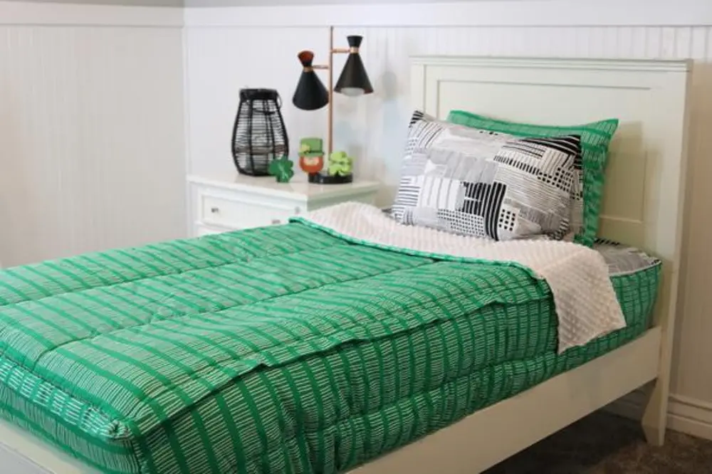 Beddy's Full Kelly Green Central Park Bedding Collection-1
