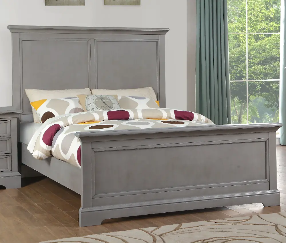 Tamarack Casual Classic Gray Queen Bed-1