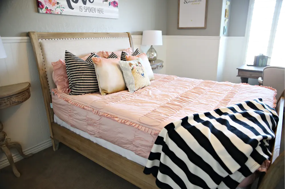 Beddy's Queen Vintage Blush Cotton Bedding Collection-1